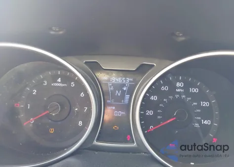 2012 Hyundai Veloster Base W/Black from USA, damaged, VIN KMHTC6AD9CU026629